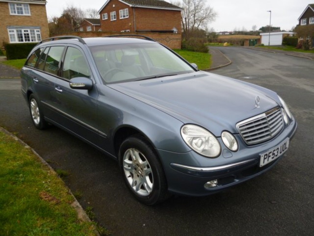 MERCEDES-BENZ E CLASS