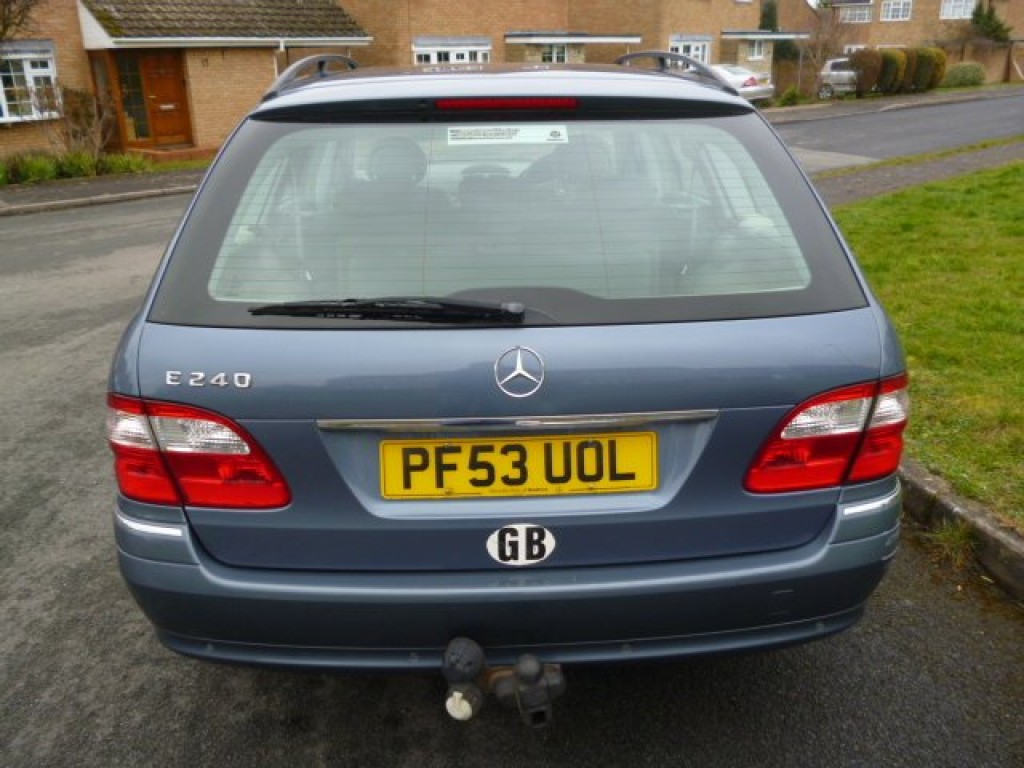 MERCEDES-BENZ E CLASS