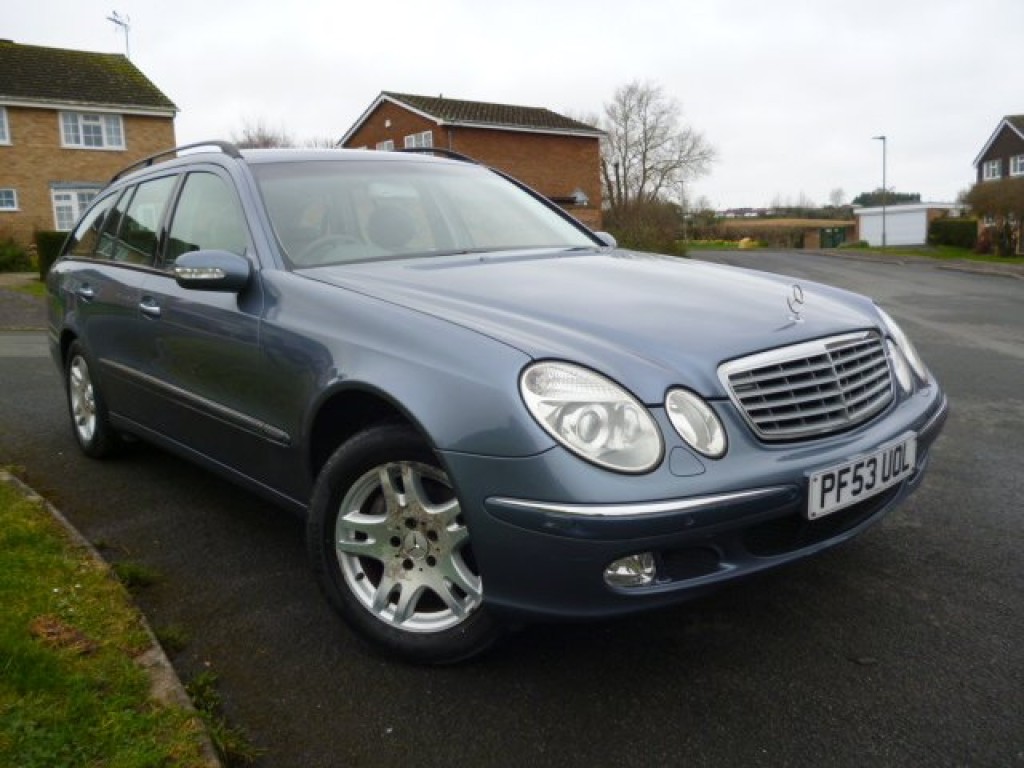 MERCEDES-BENZ E CLASS