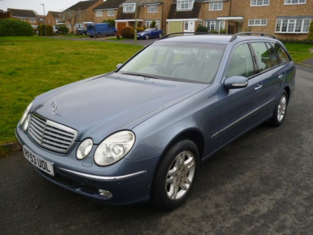 MERCEDES-BENZ E CLASS