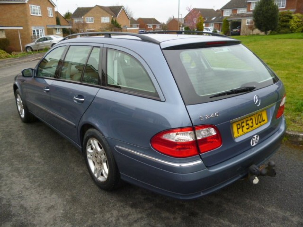 MERCEDES-BENZ E CLASS