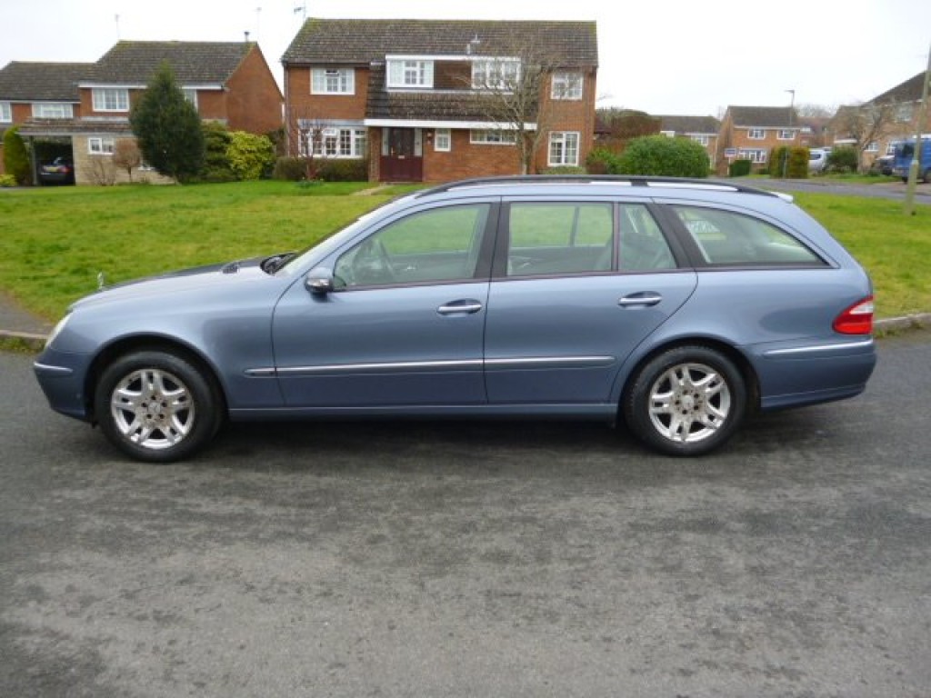 MERCEDES-BENZ E CLASS