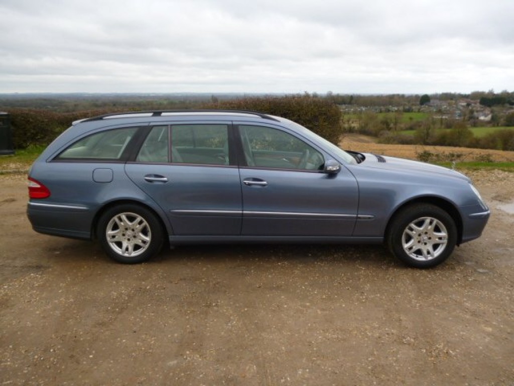 View MERCEDES-BENZ E CLASS E240 ELEGANCE AUTO ESTATE 7 SEATER LOW MILES