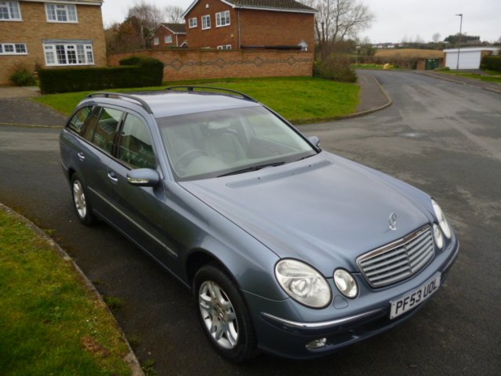 MERCEDES-BENZ E CLASS