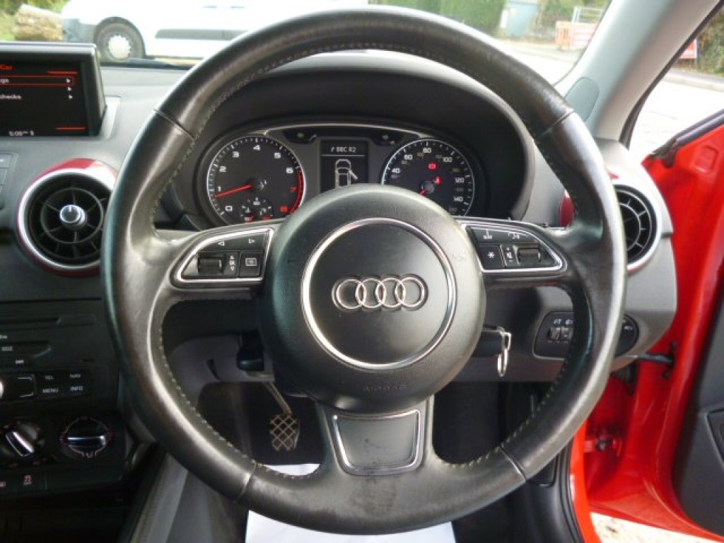 AUDI A1