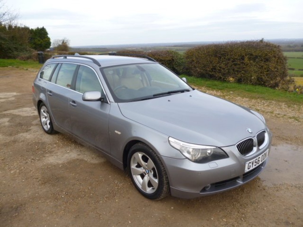 BMW 5 SERIES