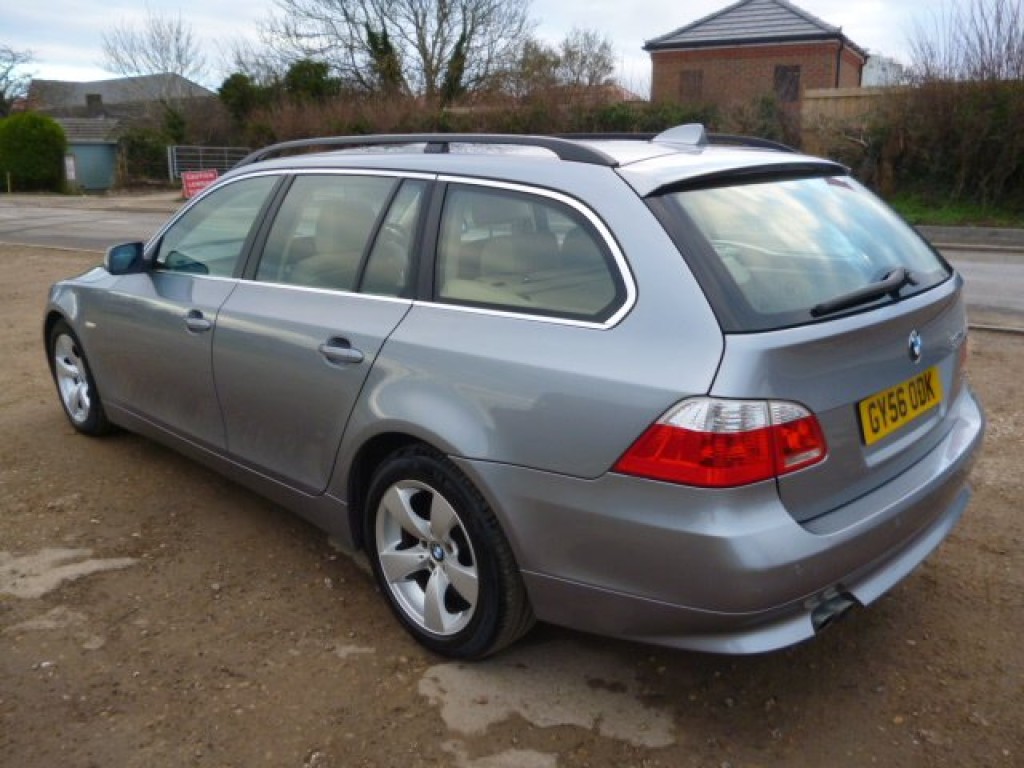 BMW 5 SERIES