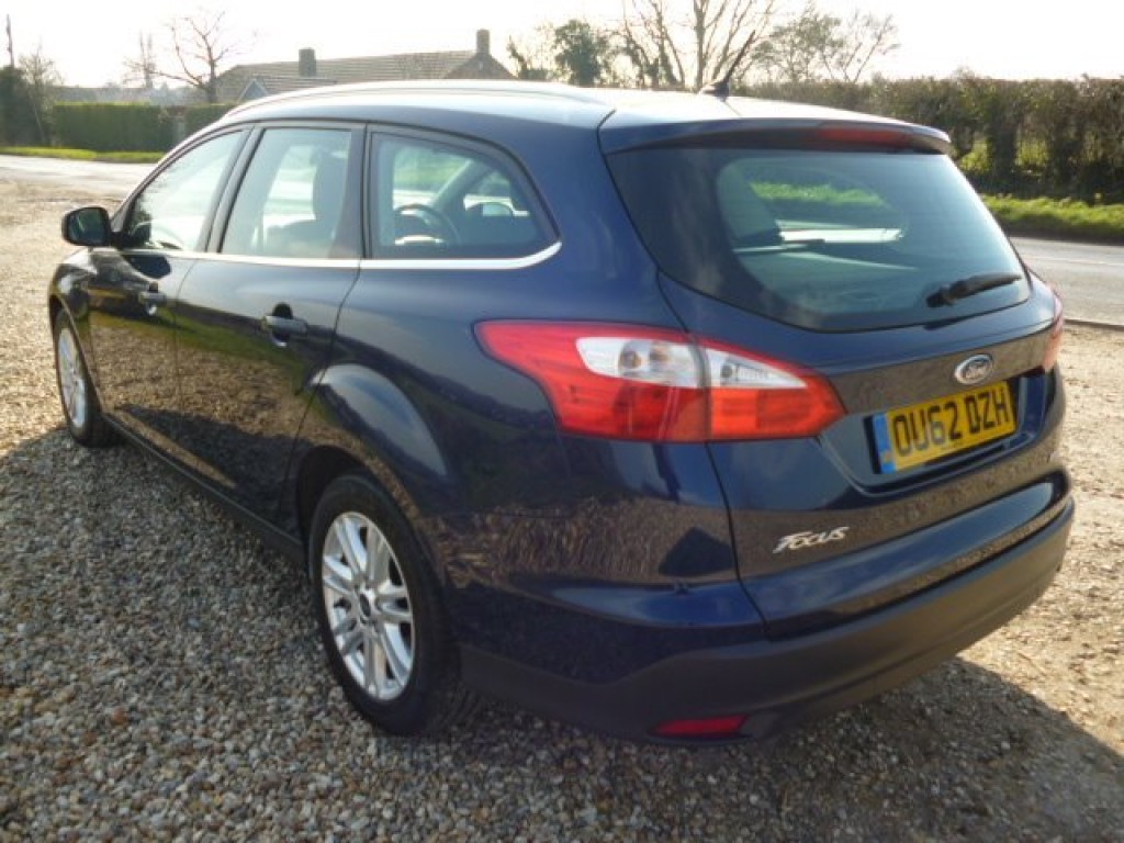 FORD FOCUS