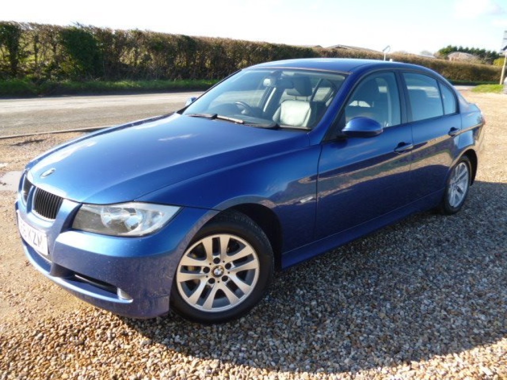 View BMW 3 SERIES 320I SE