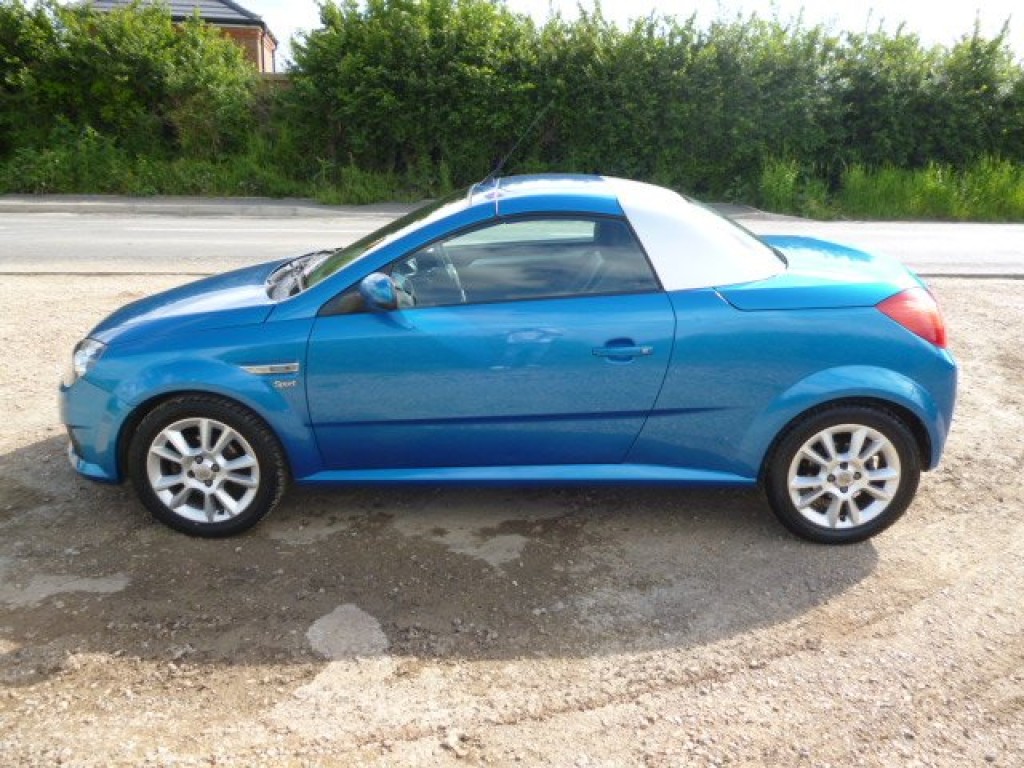 VAUXHALL TIGRA