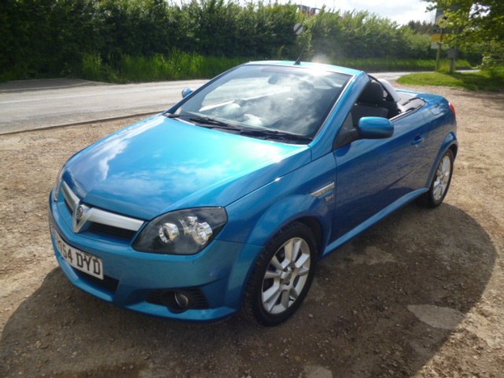 VAUXHALL TIGRA
