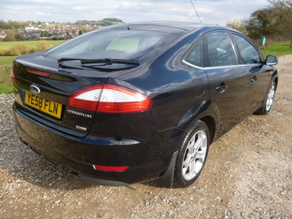 FORD MONDEO