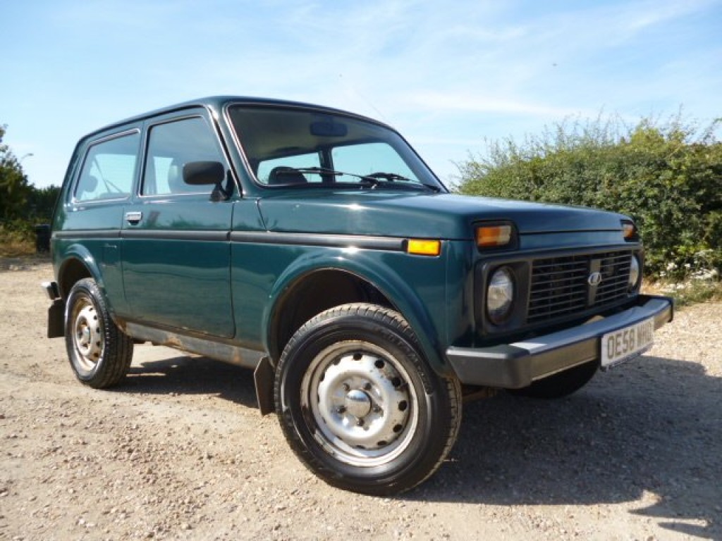 View LADA NIVA 1.7 4WD VERY LOW MILEAGE