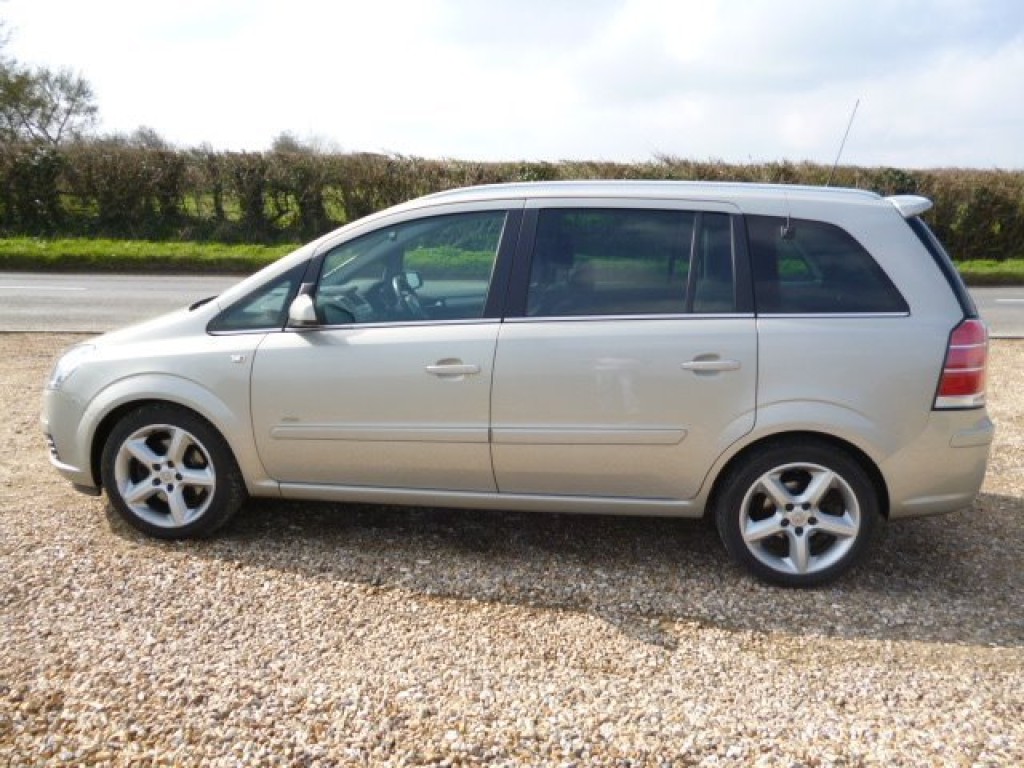 VAUXHALL ZAFIRA