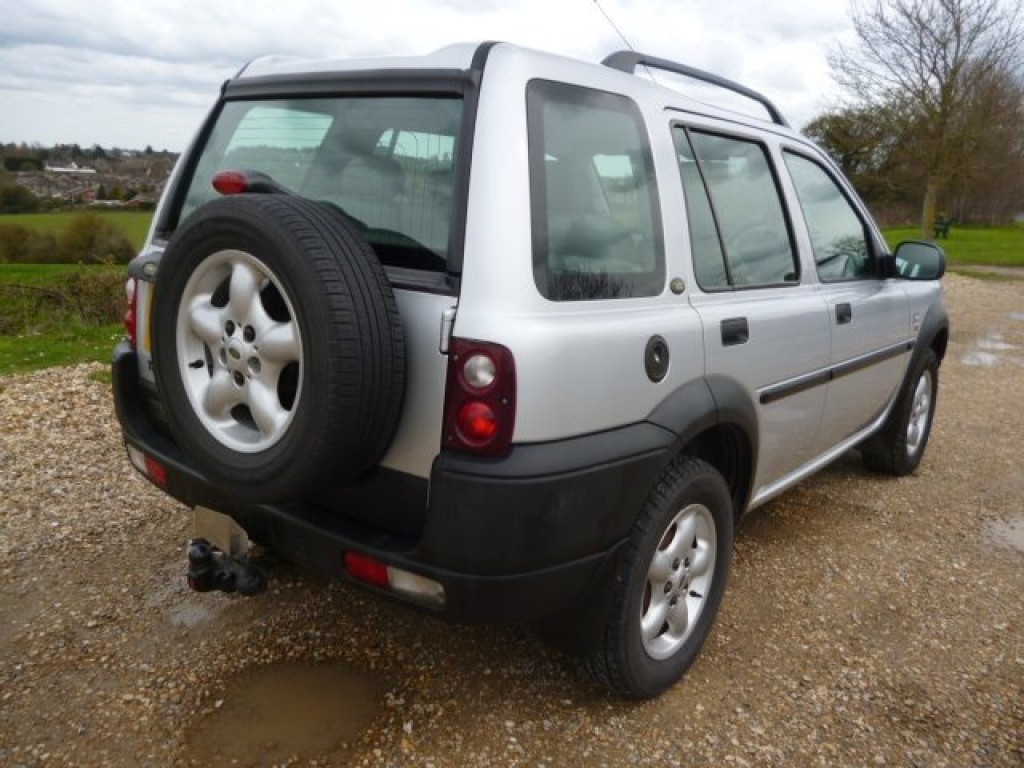 LAND ROVER FREELANDER