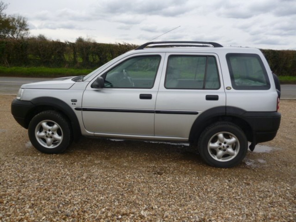 LAND ROVER FREELANDER