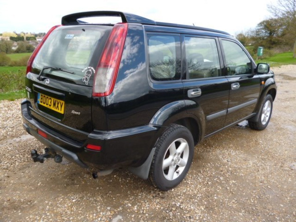 NISSAN X-TRAIL