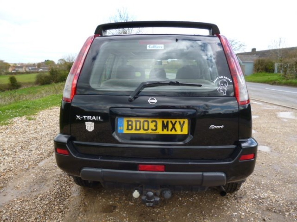 NISSAN X-TRAIL