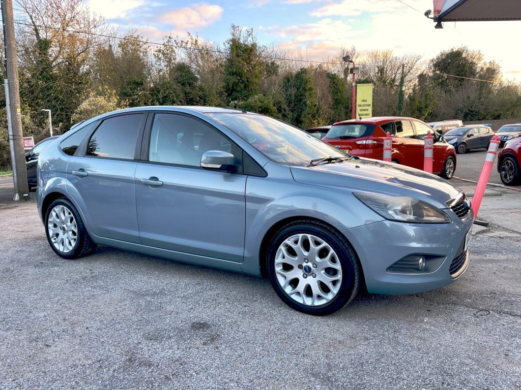 FORD FOCUS 1.6 TDCi DPF Zetec 