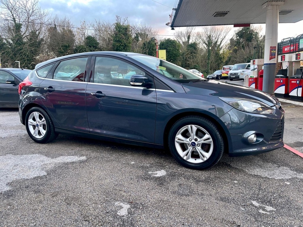 FORD FOCUS 1.6 Zetec 