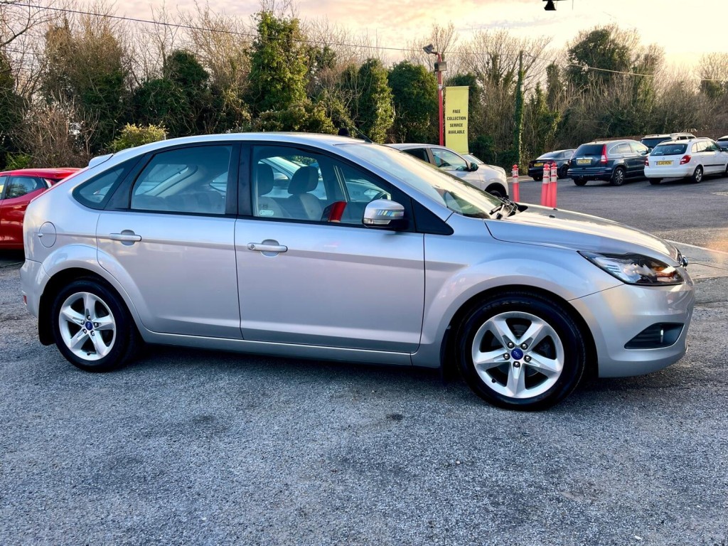 FORD FOCUS 1.6 Zetec 