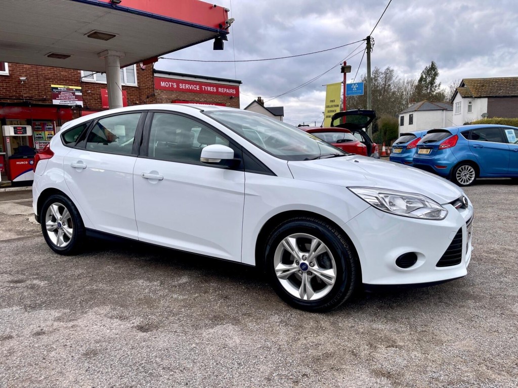 FORD FOCUS 1.6 5 Door