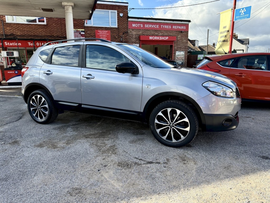 NISSAN QASHQAI 1.6 360