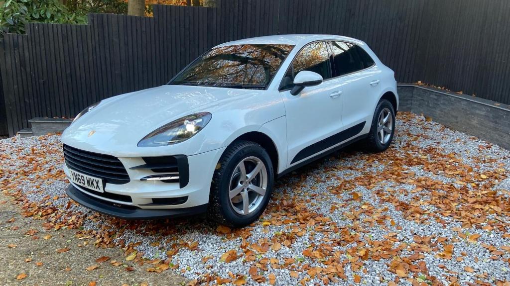 View PORSCHE MACAN 2.0 T 
