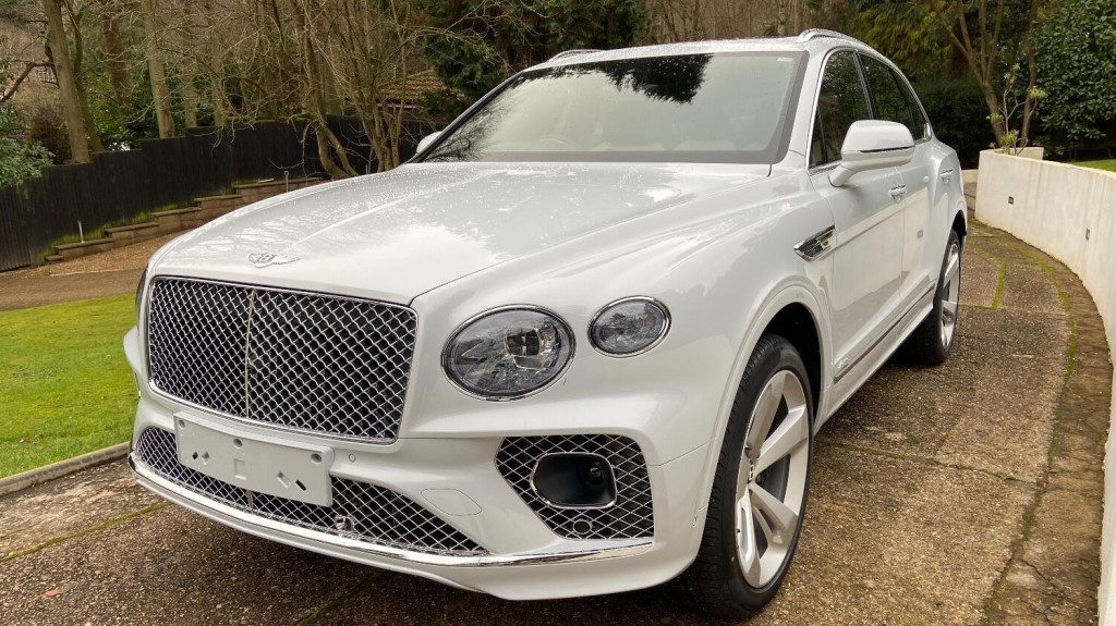 View BENTLEY BENTAYGA 4.0 V8 Azure 