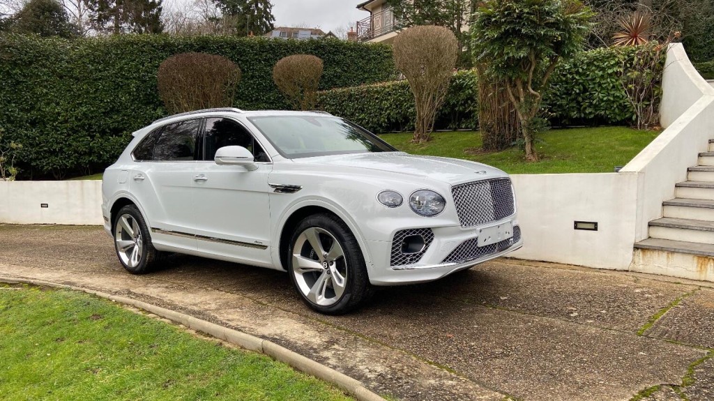 View BENTLEY BENTAYGA 4.0 V8 Azure 