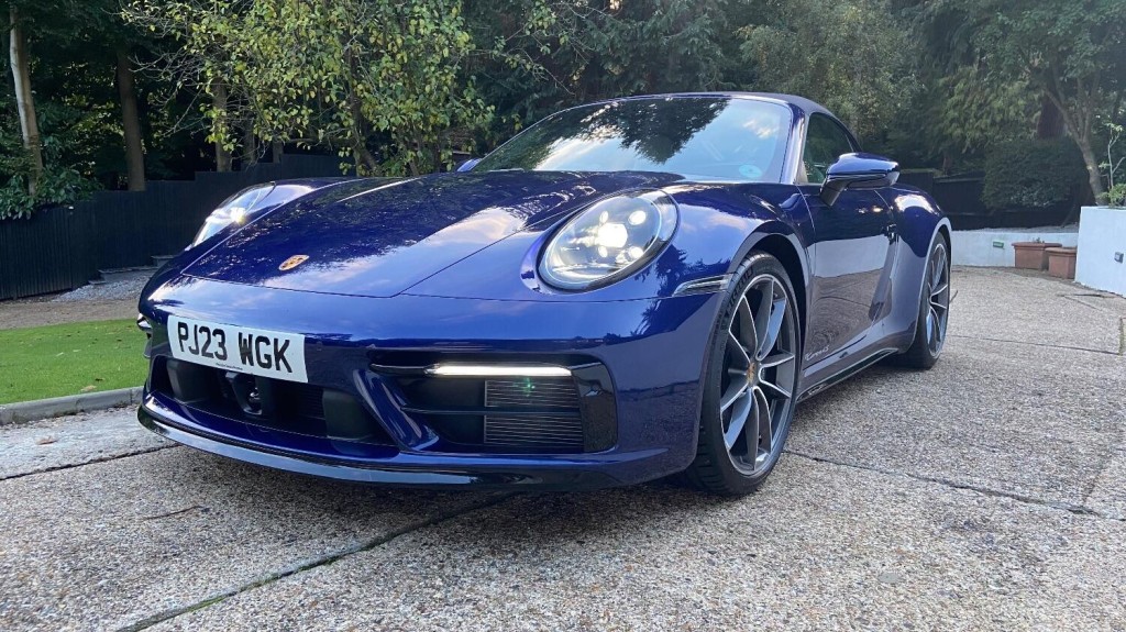 View PORSCHE 911 3.0 T 992 Carrera 4S 