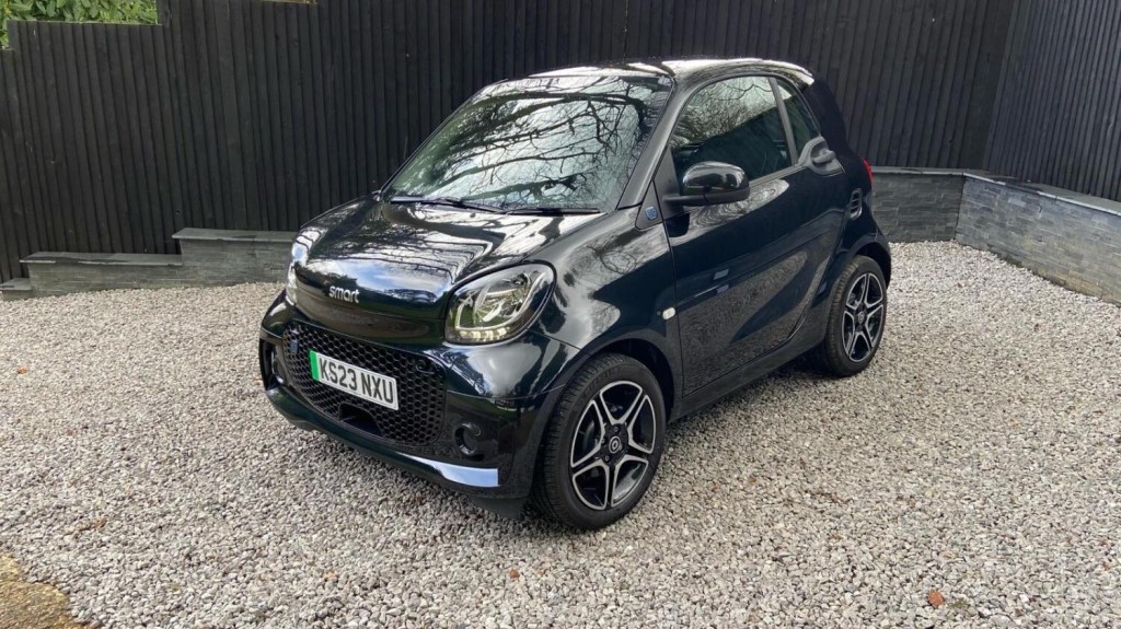 View SMART FORTWO  17.6kWh Pulse Premium 