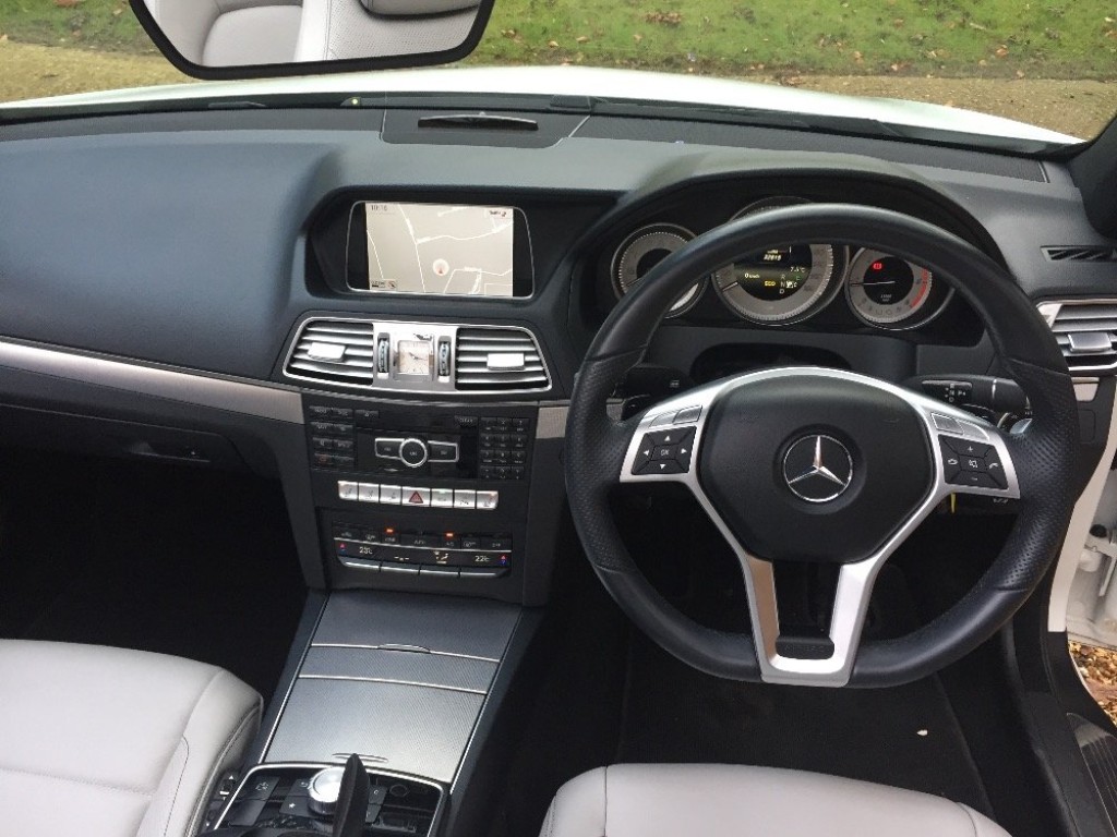 MERCEDES-BENZ E CLASS