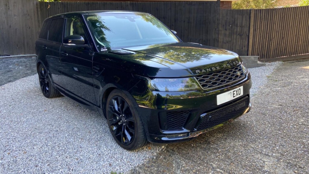 View LAND ROVER RANGE ROVER SPORT 3.0 D300 MHEV HSE Silver