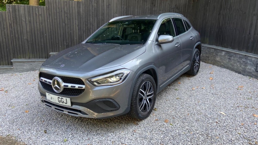 View MERCEDES-BENZ GLA CLASS 2.0 GLA200d Sport