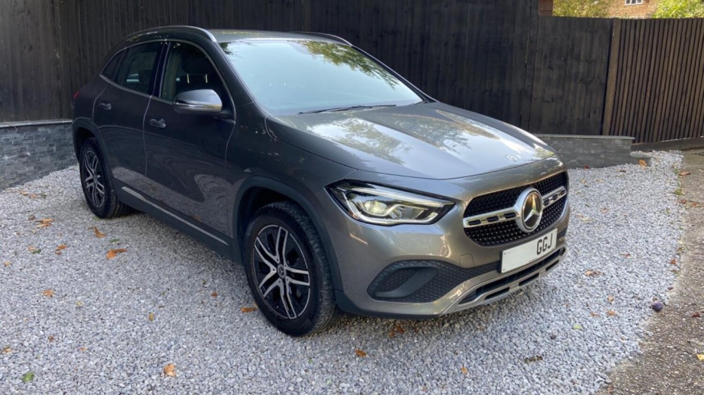 View MERCEDES-BENZ GLA CLASS 2.0 GLA200d Sport