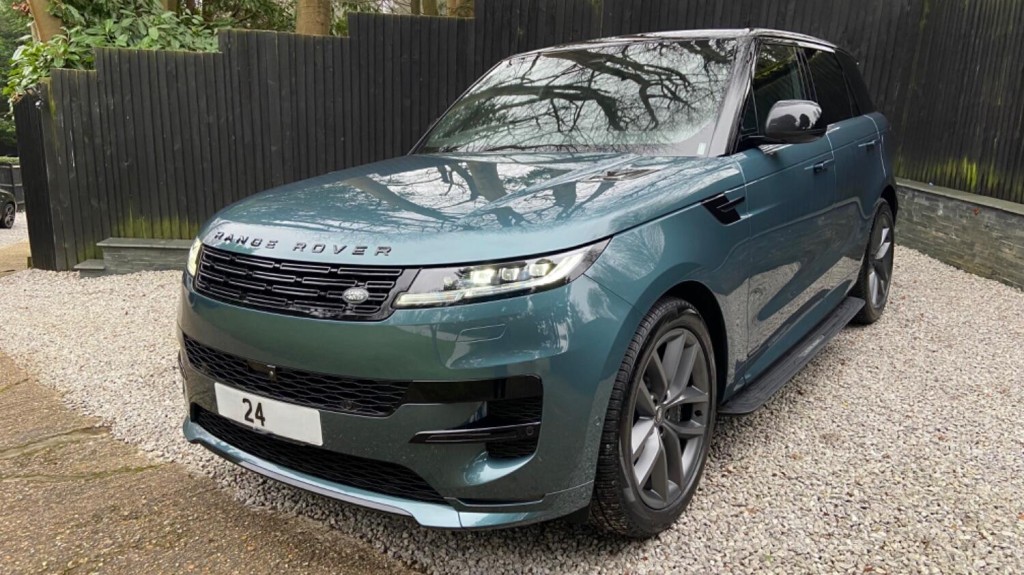 View LAND ROVER RANGE ROVER SPORT 3.0 P460e 38.2kWh Autobiography