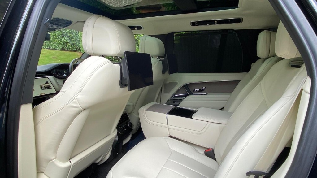 LAND ROVER RANGE ROVER