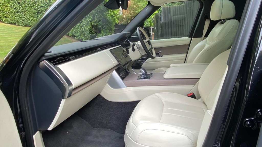 LAND ROVER RANGE ROVER