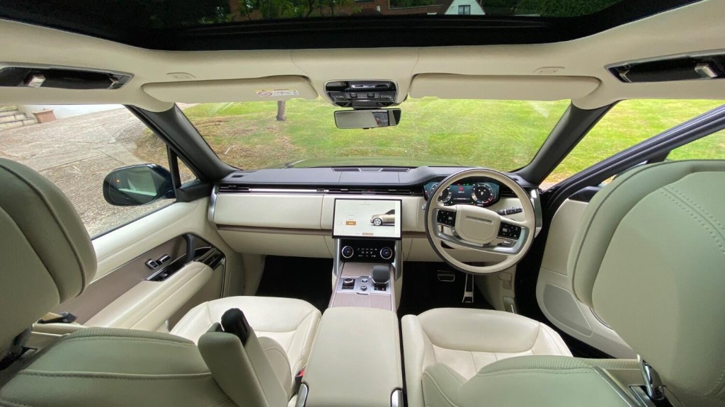 LAND ROVER RANGE ROVER