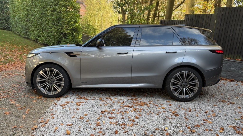 View LAND ROVER RANGE ROVER SPORT 3.0 D300 MHEV Autobiography