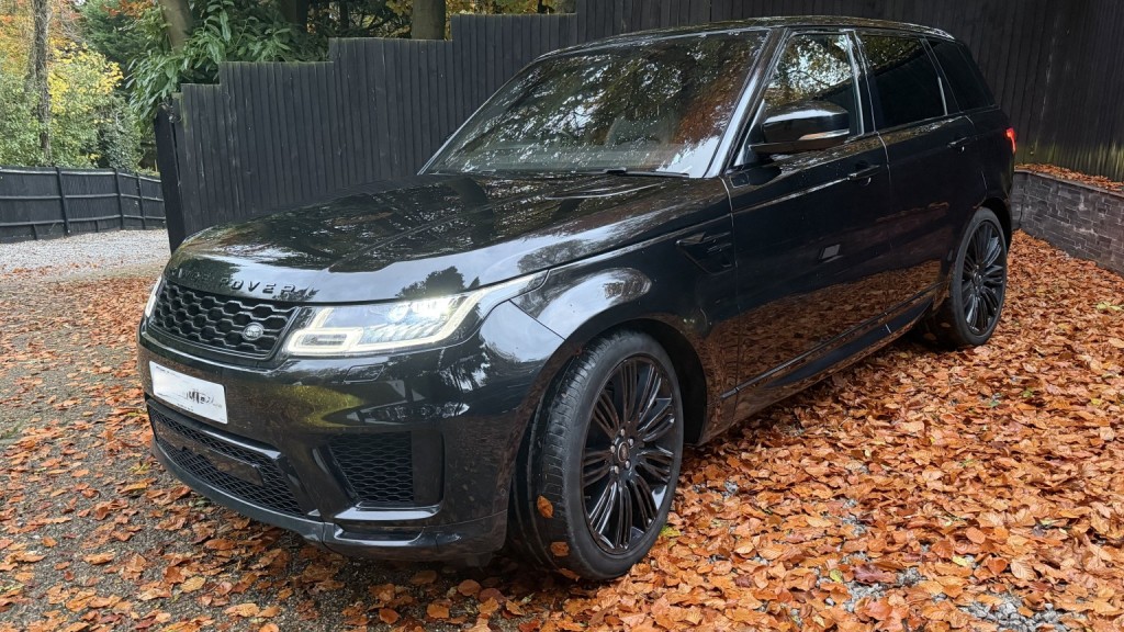 View LAND ROVER RANGE ROVER SPORT 3.0 D300 MHEV HSE Dynamic Black