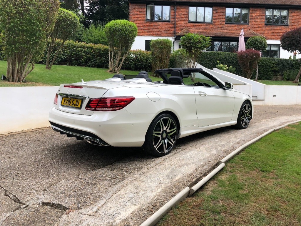 MERCEDES-BENZ E CLASS