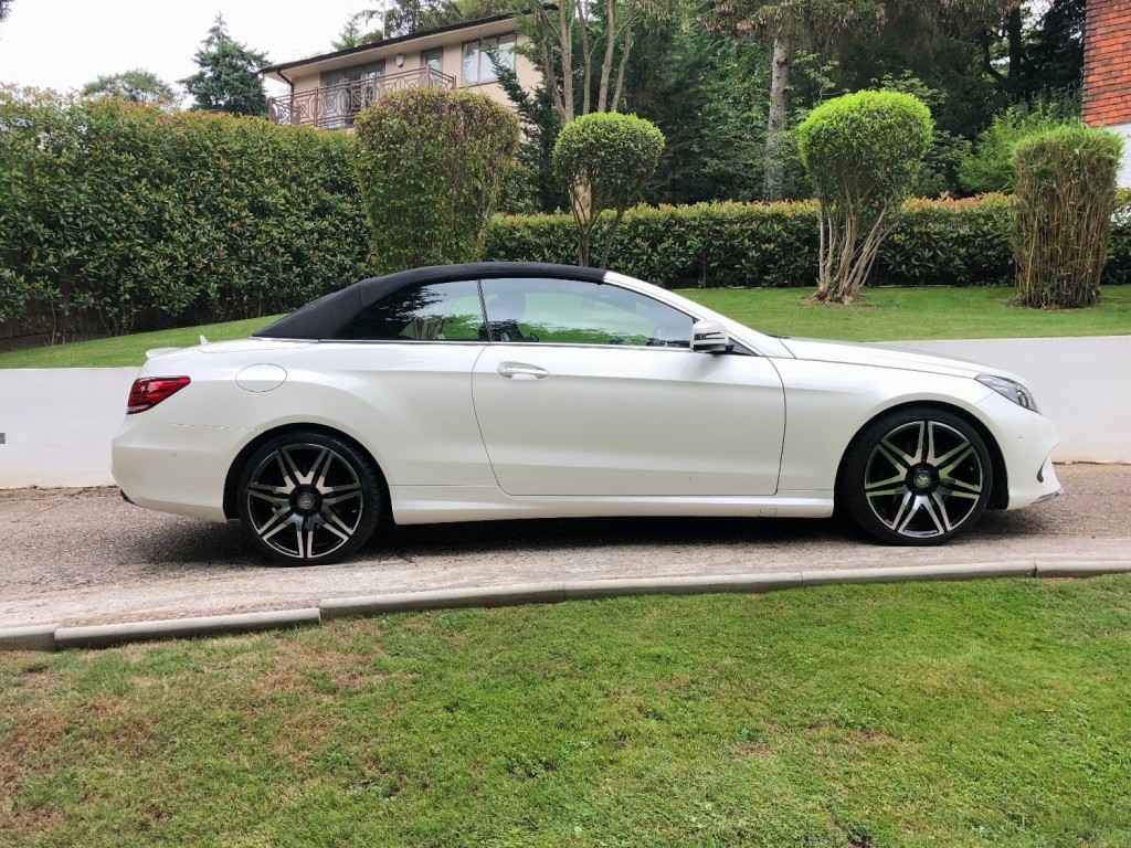 MERCEDES-BENZ E CLASS