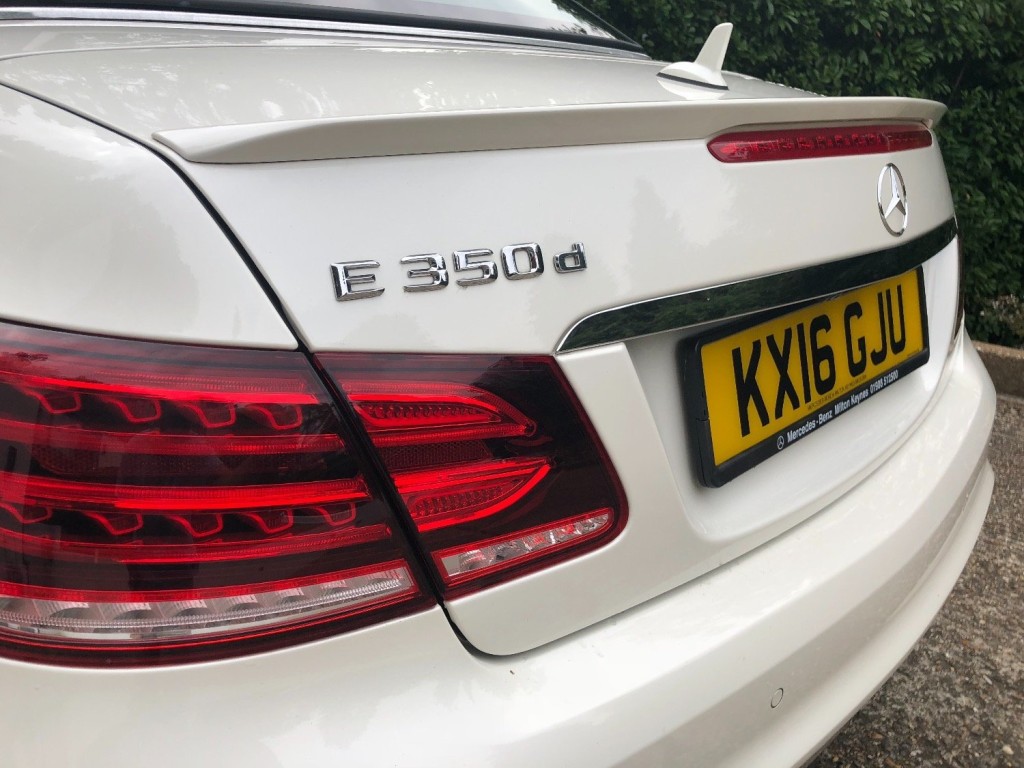 MERCEDES-BENZ E CLASS