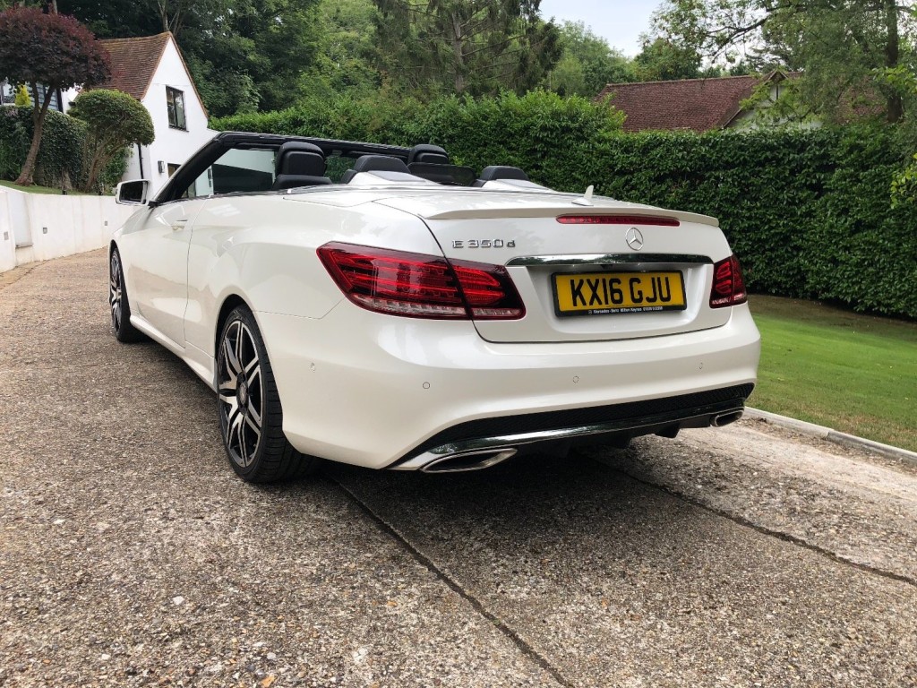 MERCEDES-BENZ E CLASS