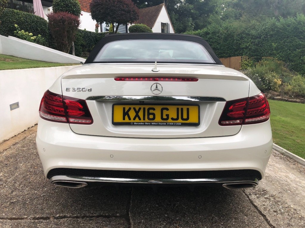 MERCEDES-BENZ E CLASS