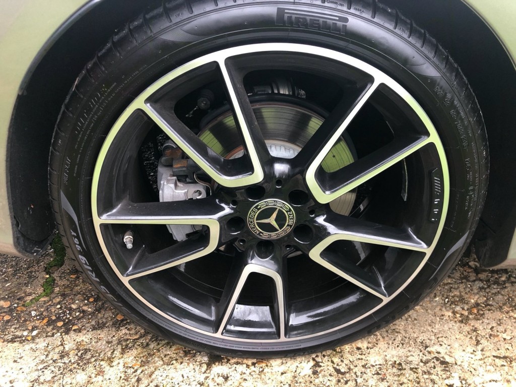 MERCEDES-BENZ C CLASS