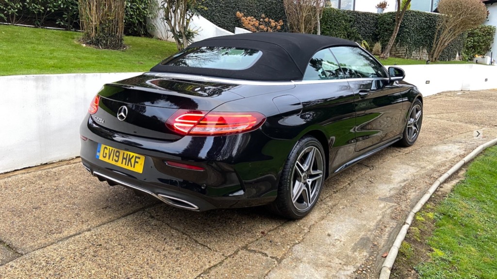 MERCEDES-BENZ C CLASS