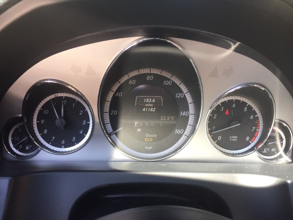 MERCEDES-BENZ E CLASS